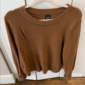 GAP Women's Tan Crew Neck Sweater